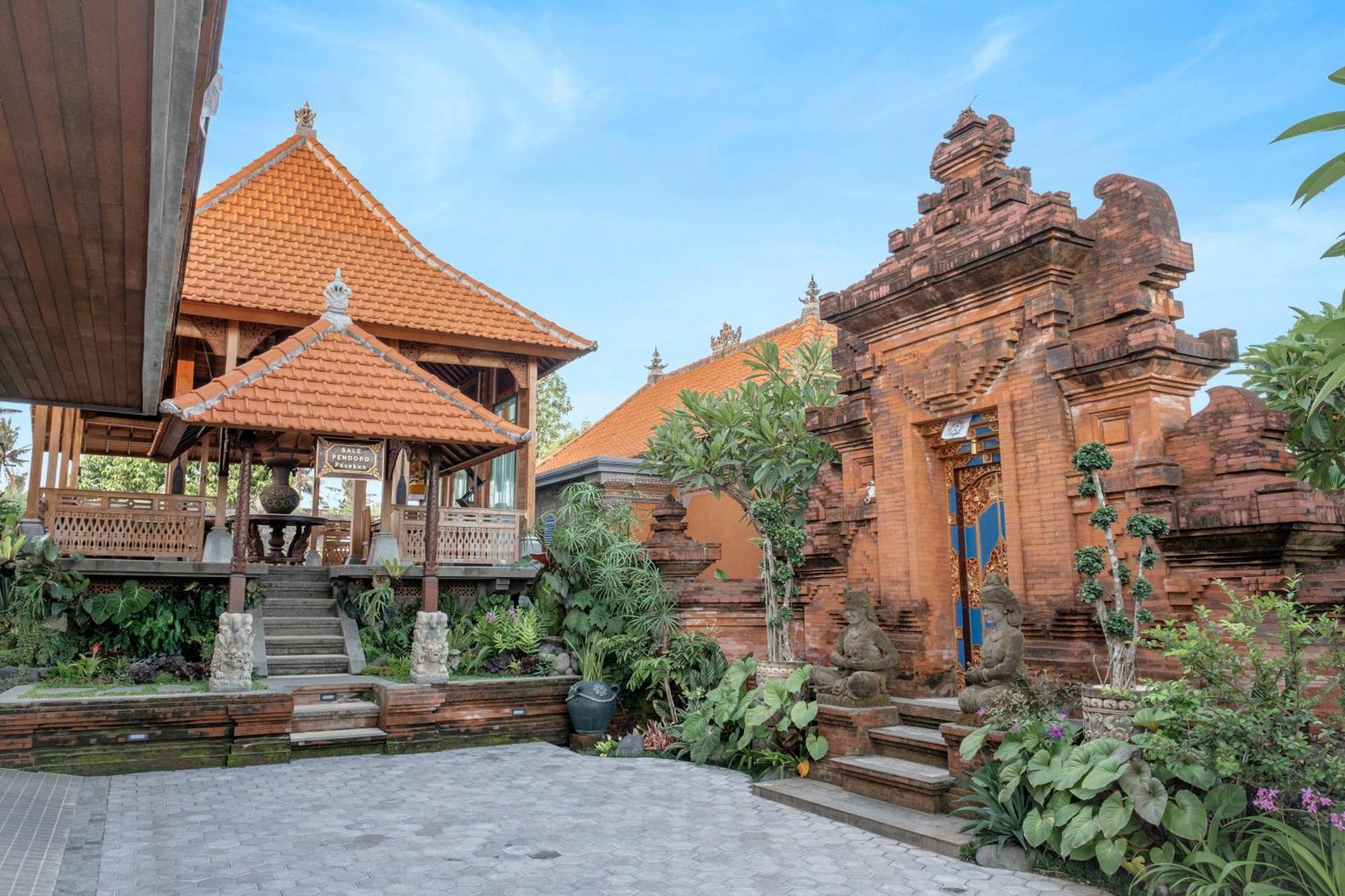 Taman Prabhawa Hotel Sukawati  Exterior photo